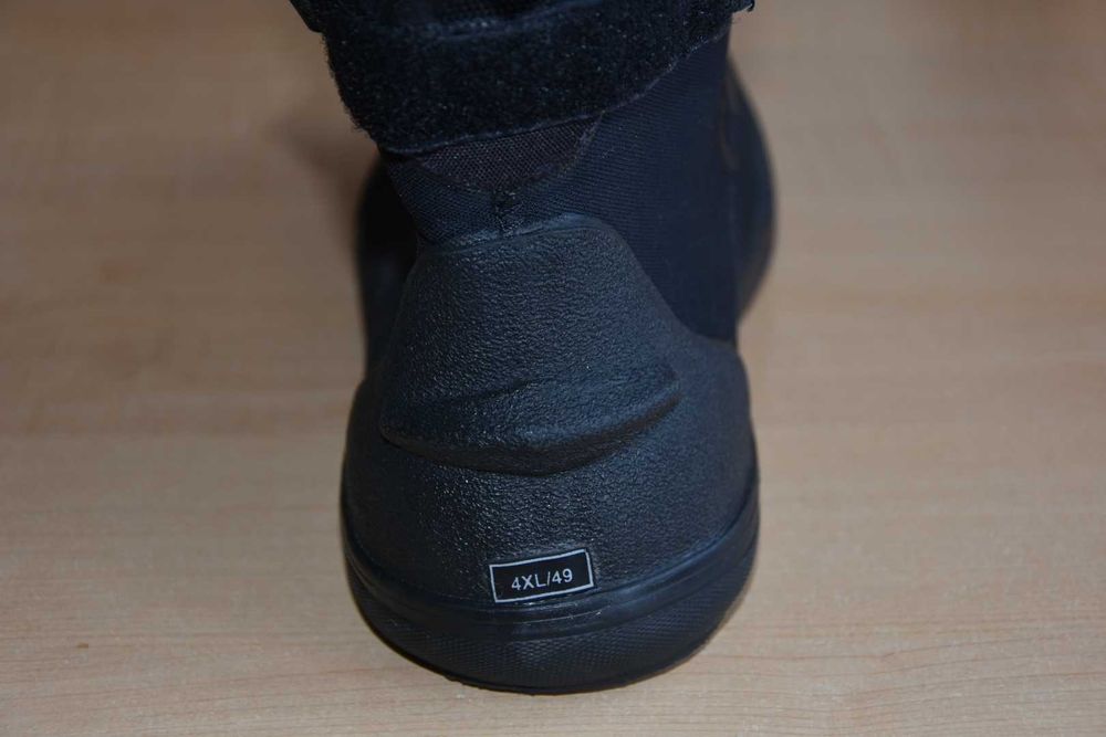 Buty Flex Sole do suchego skafandra.