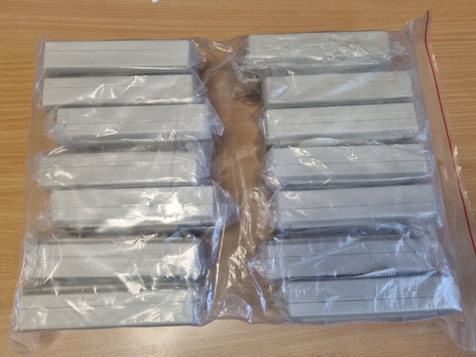 Obudowa plastikowa cp-18-44. 14szt.