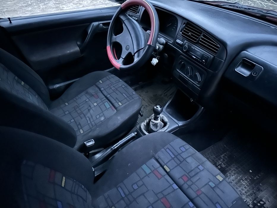 Продам  гольф 3 golf 3  на ходу можливий обмін.