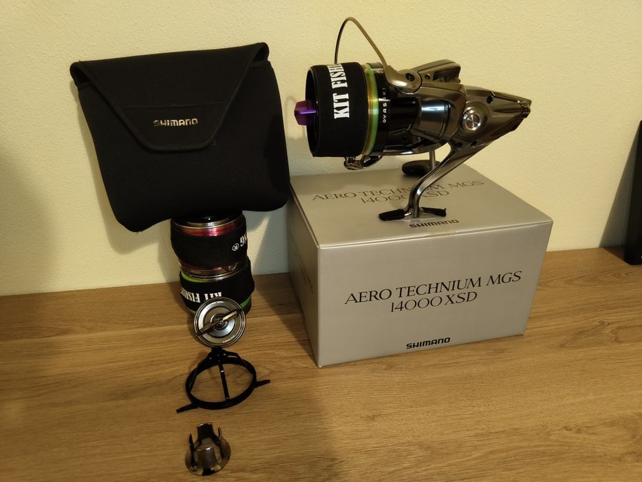 Carreto Shimano Aero Technium MGS 14000 XSD. (Yasaki )
Sem marcas de u