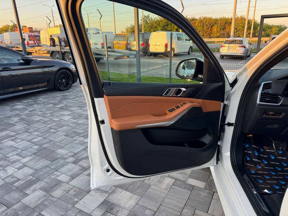 BMW X5 M 2022 freshauto