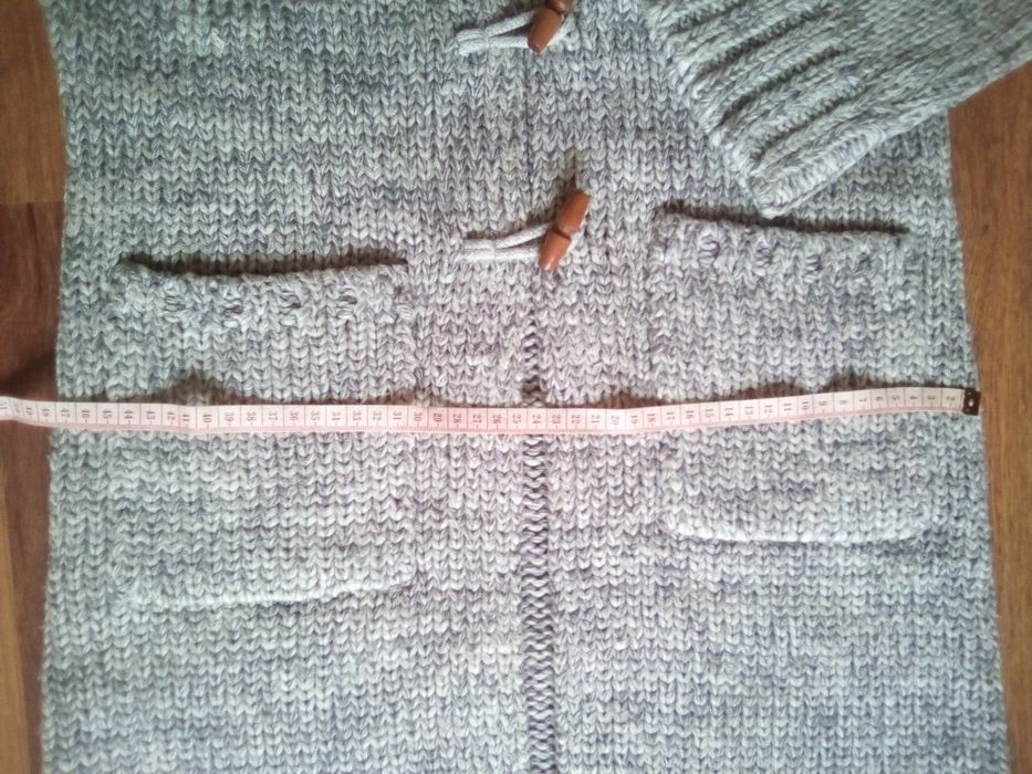 Кардиган жіночий.