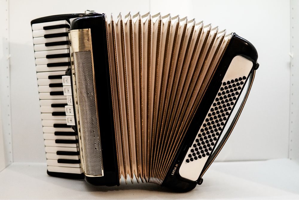 Hohner Lucia |||