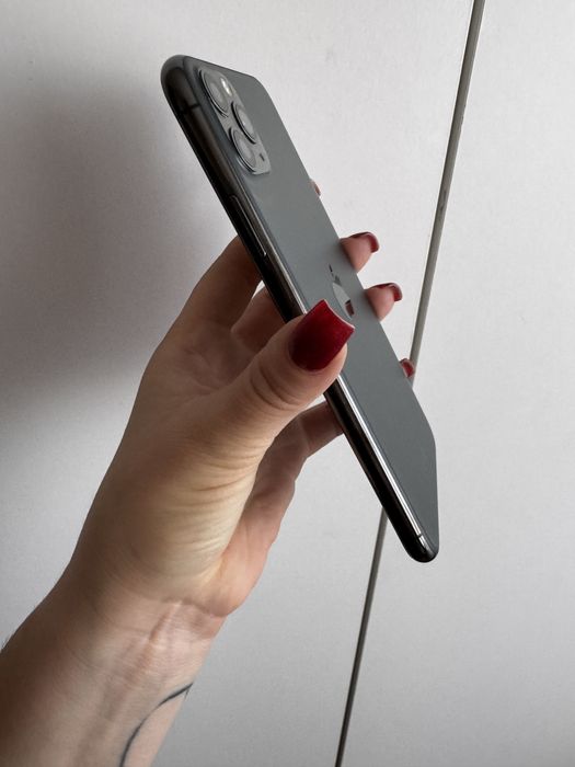 iPhone 11 proMAX 256g