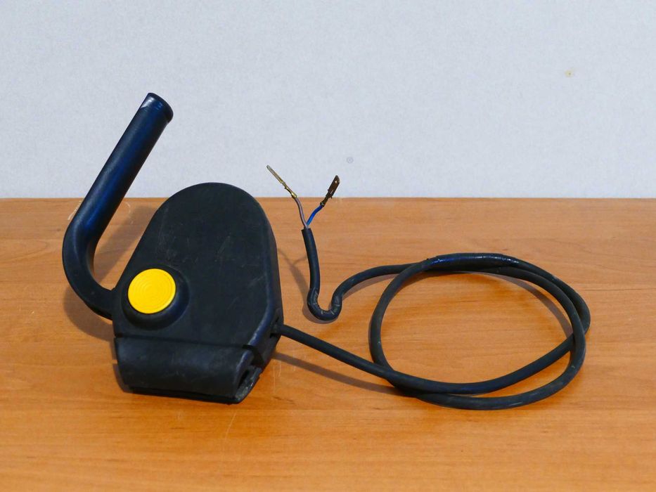 włącznik kosiarki elektrycznej bezpieczny z blokadą