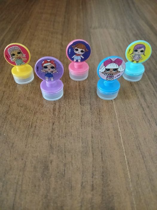 Figurka lalka LoL z kolocków lego plus pieczątki Lol stępelki