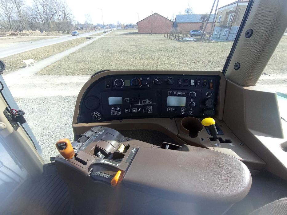 Ciągnik rolniczy John Deere 7930