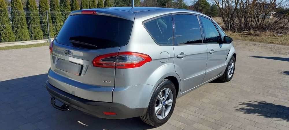 Sprzedam Ford s-max prywatne.  179 tys km