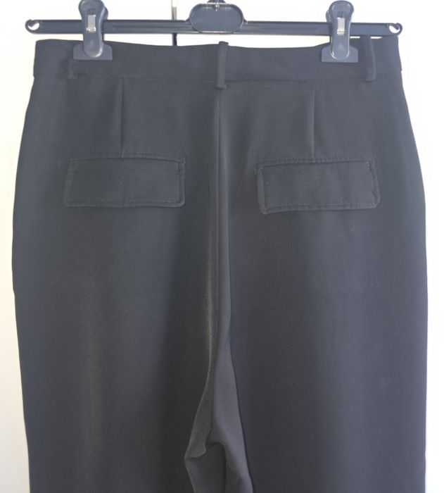 Spodnie z zaszewkami wide leg – Zara