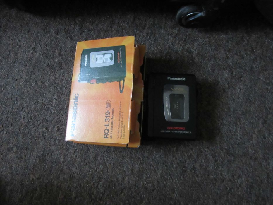 walkman/ dyktafon Panasonic RQL- 319, stan BDB + 3 kasety czyste