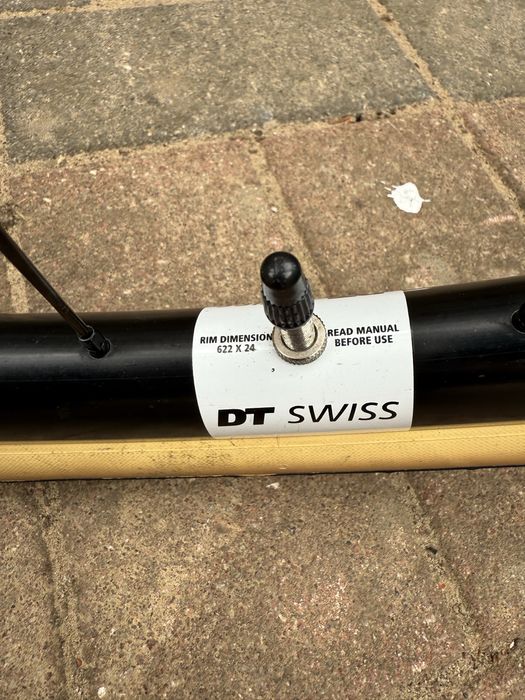 Kola DT SWISS G 1800 spline sztywna oś