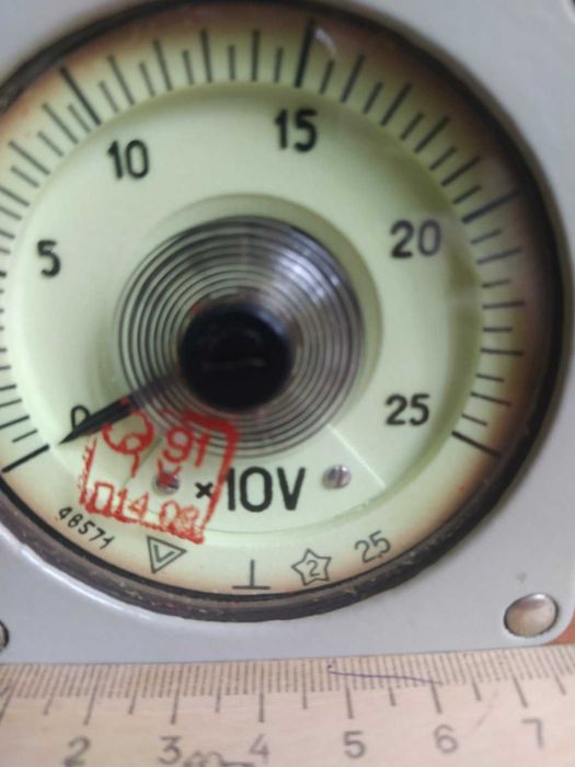 Вольтметр М1420. (0...250В)