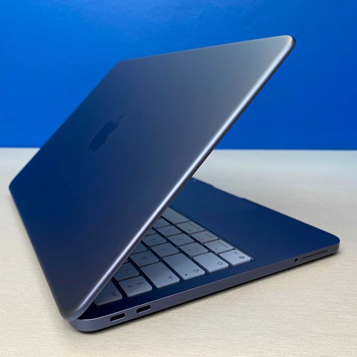 Apple MacBook Neo 13" | A18 Pro 6-Cores | 8GB | 256GB
