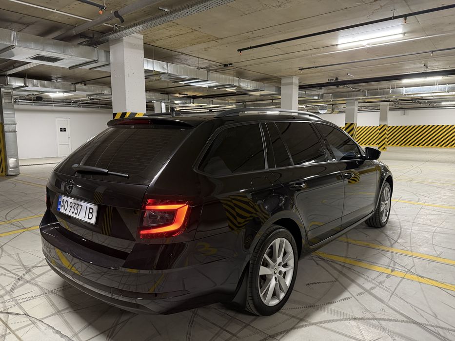 Skoda Octavia 2020 VIN TMBLK7NEXL0185344 фото оголошення 4 з 8