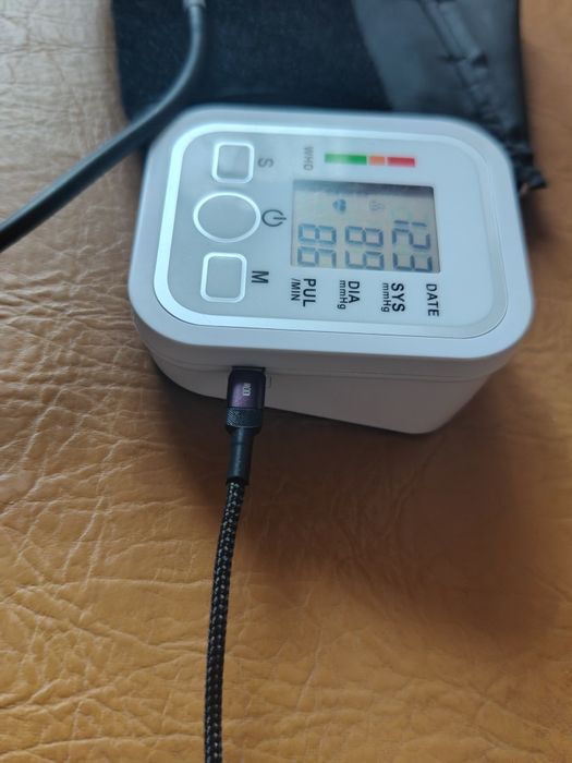 Тонометр Arm Style автоматичний з індикатором аритмії