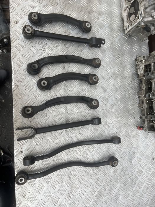 Рычаг задний Крайслер 300с chrysler 300c год 2015