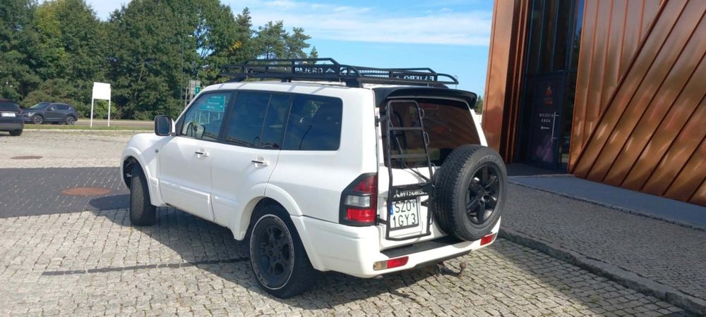 Sprzedam pajero 3 long