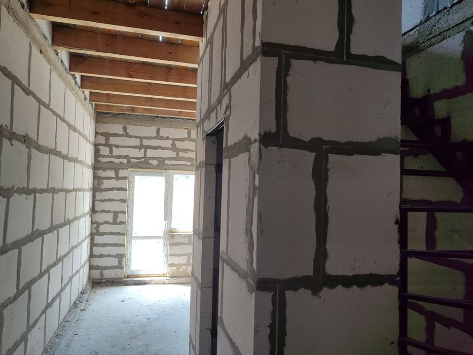 Продам квартиру на землі з патіо зоною