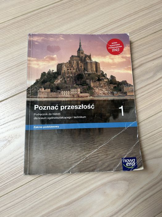 Podreczniki -liceum/ technikum historia, biologia,