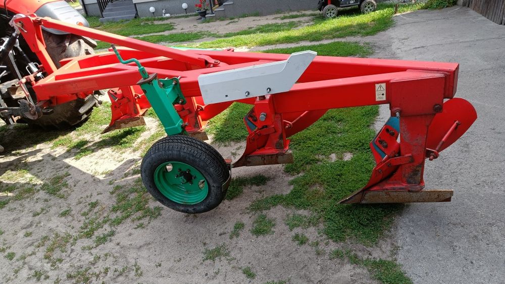 Plug zagonowy Agro-Masz 4x40