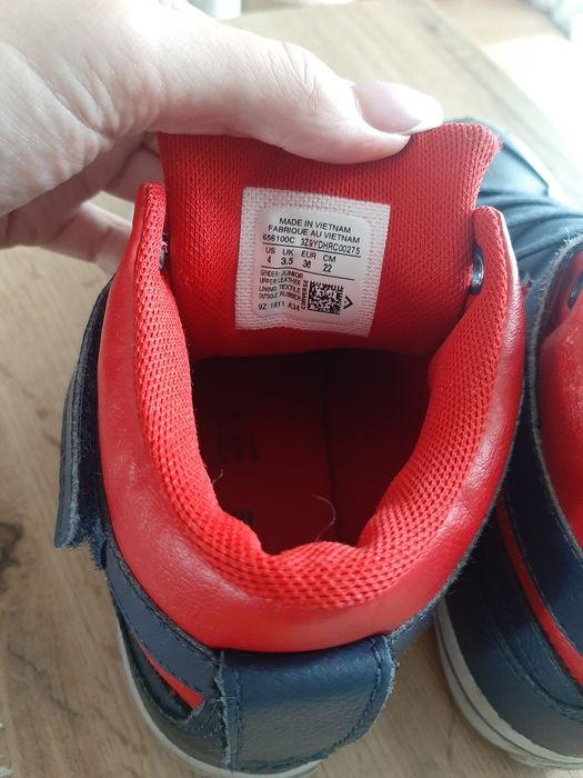 Converse granatowe skórkowe 36