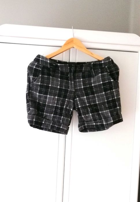 czarne krótkie spodnie spodenki shorty szorty 38M w kratę kratkę mini