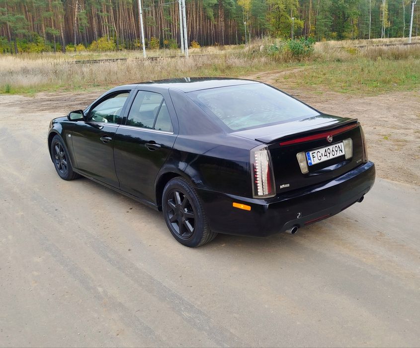 Cadillac STS
