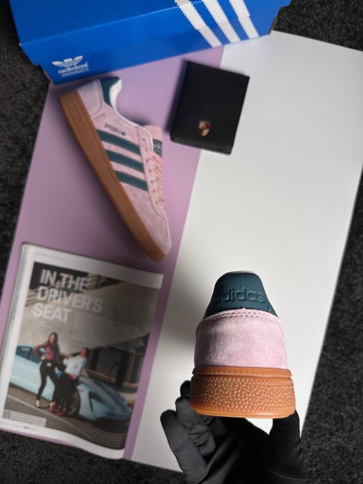 Жіночі кросівки адідас Adidas Handball Spezial W Clear Pink Navy
