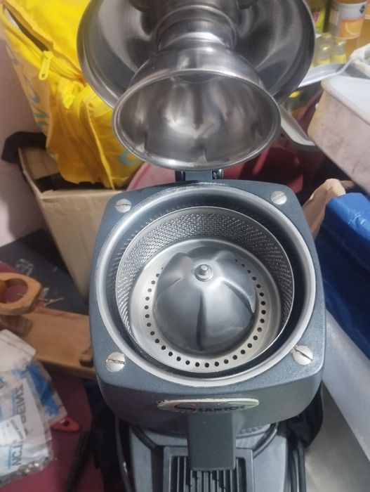 Espremedor de cítricos 110