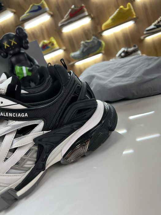 Кросівки Balenciaga Track 2 White/Black