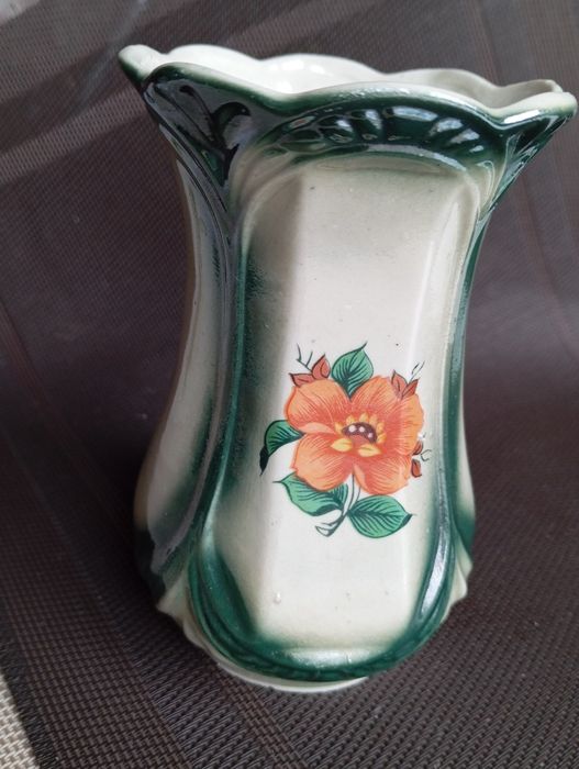 Вазочка для квітів