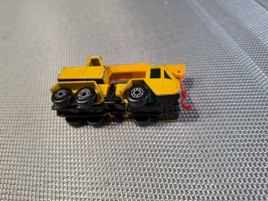 Matchbox crame trucka skala 1:64