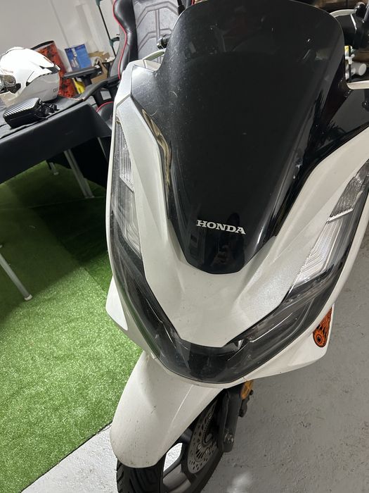 PCX 2024 - como nova 11 500kms