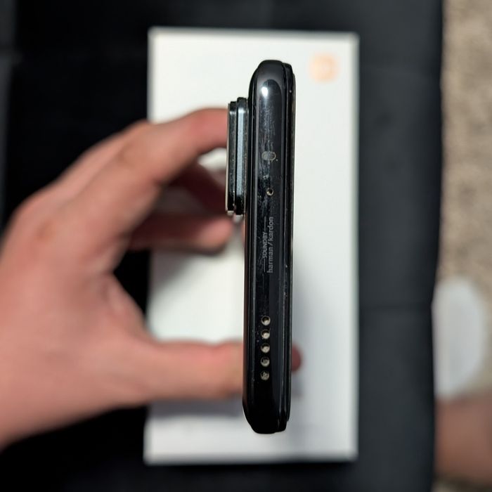 Xiaomi 12T Pro 12/256 GB смартфон чудовий стан