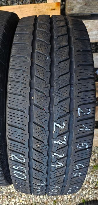 215/65R16C Continental Van Contact Winter Zima