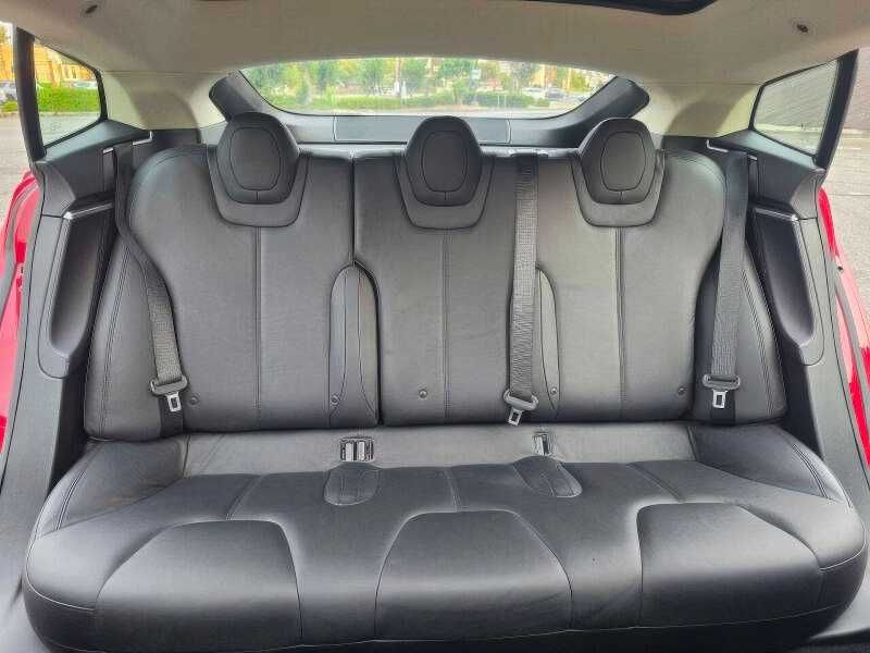 2013 Tesla Model S