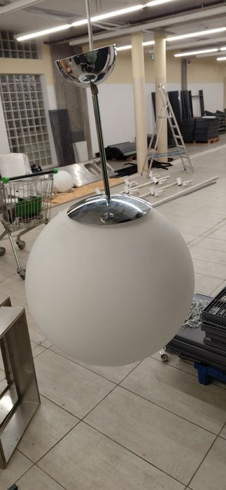 Lampy kule wiszące za 50 zł szt.