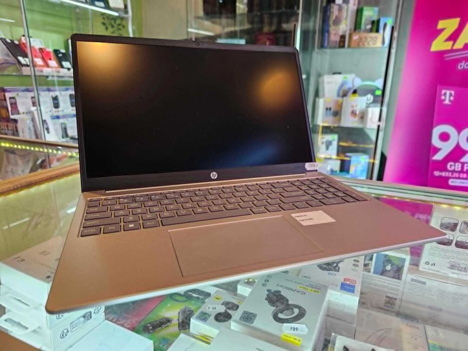 Ultrabook HP 15-fc0056nw 15,6"/Ryzen3/8GB/512GB/Win11 SklepGSM/Lwsk