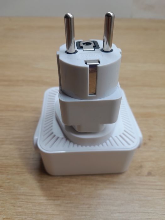 Wzmacniacz sygnału WD-R611U WiFi 2,4GHz kompatybilny z Alexą