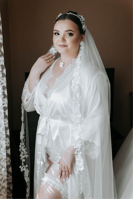 Продам халат та боді для ранку нареченої