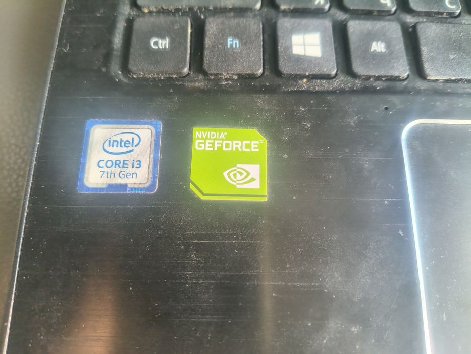 Acer Aspire E 15 E5-576G-39FI