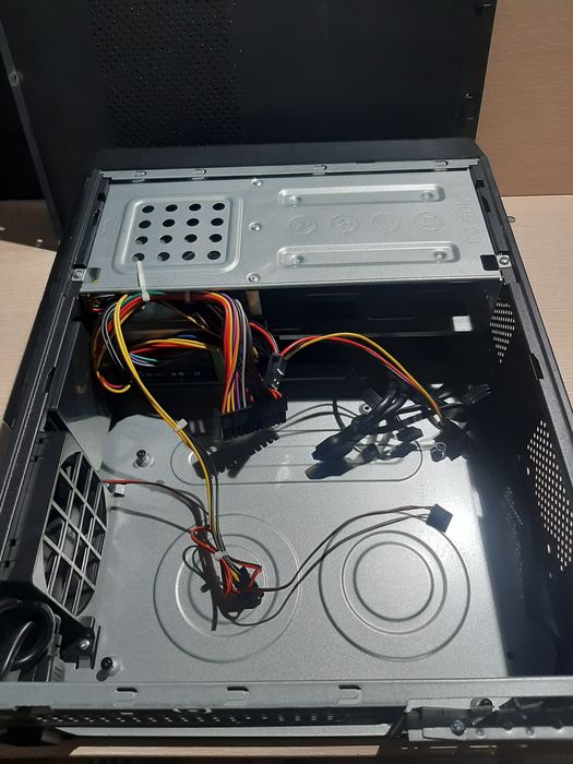 Корпус для ПК Gamemax ST-602 з блоком живлення 300w, USB 3.0