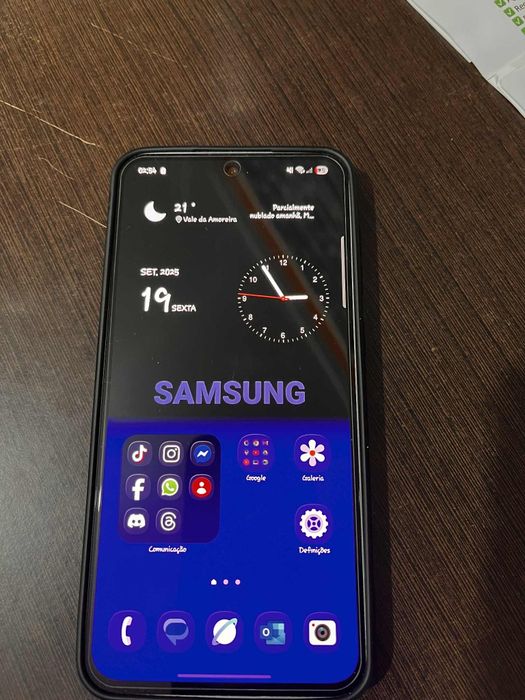 Samsung Galaxy A56 256GB + Samsung fit3