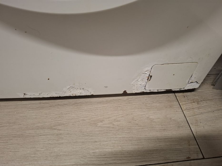 Máquina de lavar roupa Beko, 9 kg.
Está a