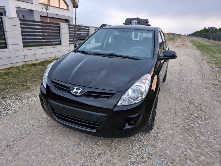 Hyundai 1.2 benzyna Super stan