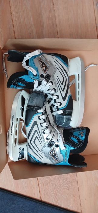 Ковзани CCM Vektor 3.0