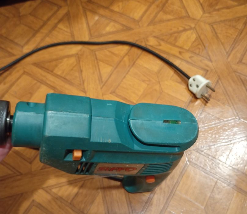 Дрель электрическая