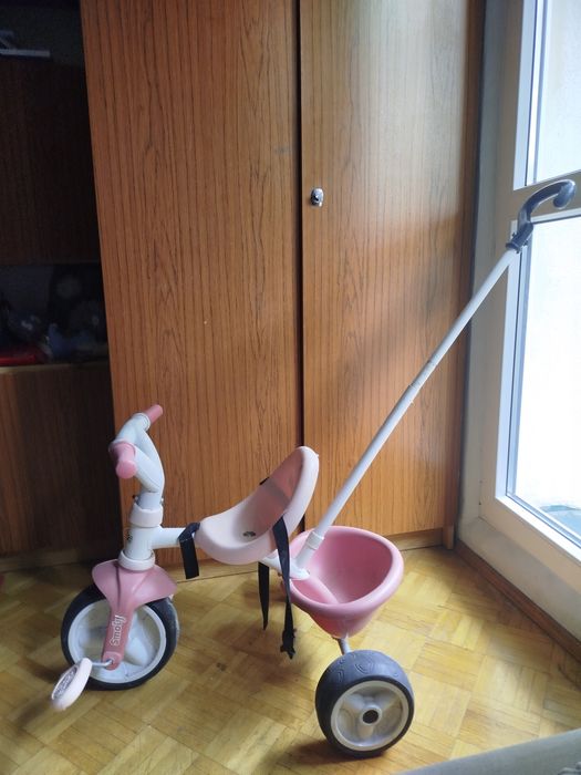 Rower dziecięcy.