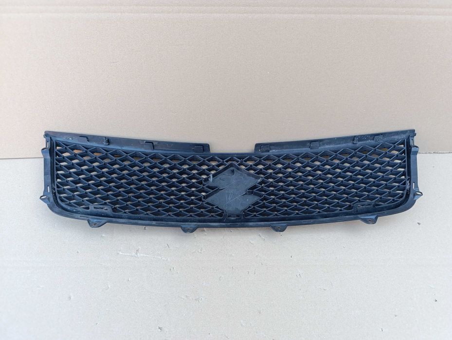 Suzuki Vitara II 05-09 grill atrapa kratka zderzaka 717.41-65J0