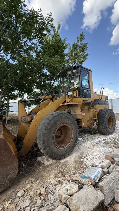 Трактор Komatsu-WA 200-1